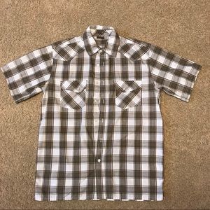 Great Northwest Short Sleeved Plaid Shirt Size Medium